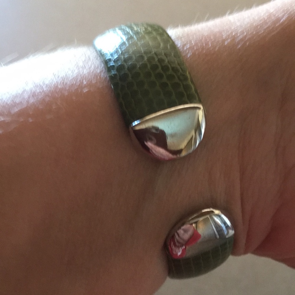 Ladies watch - Picture 2 of 3